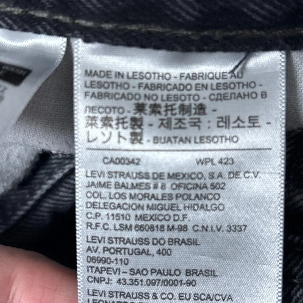 Levi's Slim Straight Jeans in Washed Black